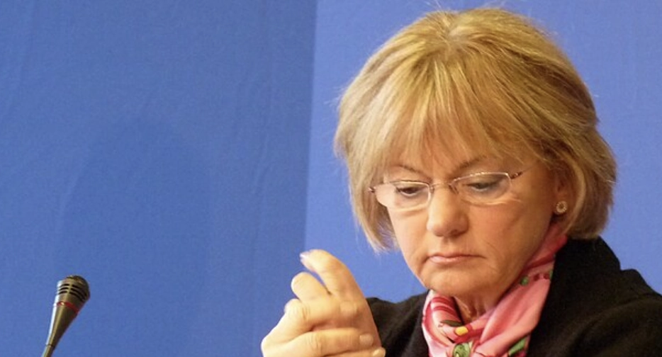 Uffe Elbæk sender stikpille mod Pia Kjærsgaard: Hun var den mindst respekterede formand nogensinde