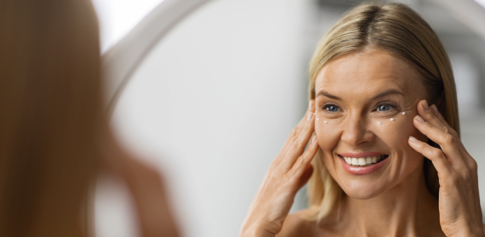 Øjencreme til under 90 kroner hitter overalt: Kunderne kalder den ‘botox på flaske’