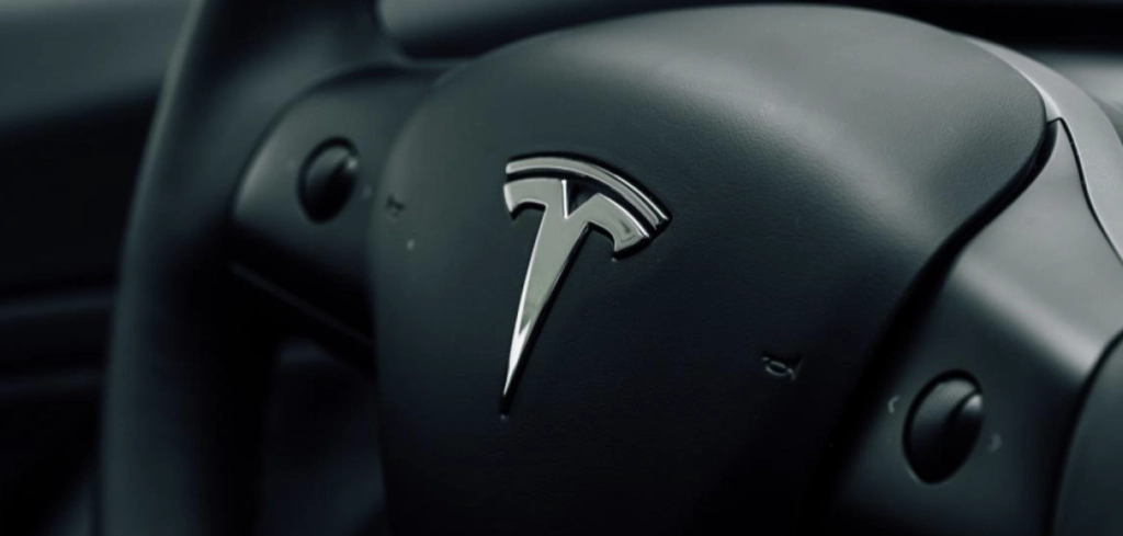 Tesla med nye tilbagekaldelser: Over 700.000 køretøjer har stor fejl og tilbagekaldes