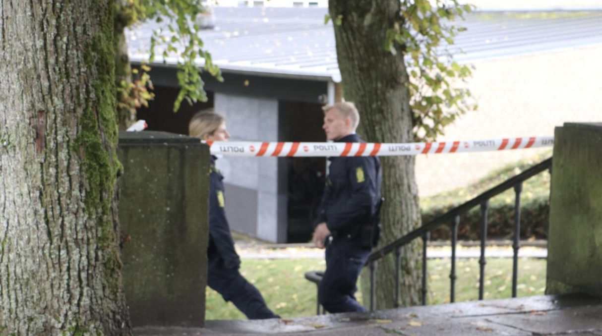 Tirsdag blev elev hastet på hospitalet med lægehelikopter: Nu deler politiet nyt