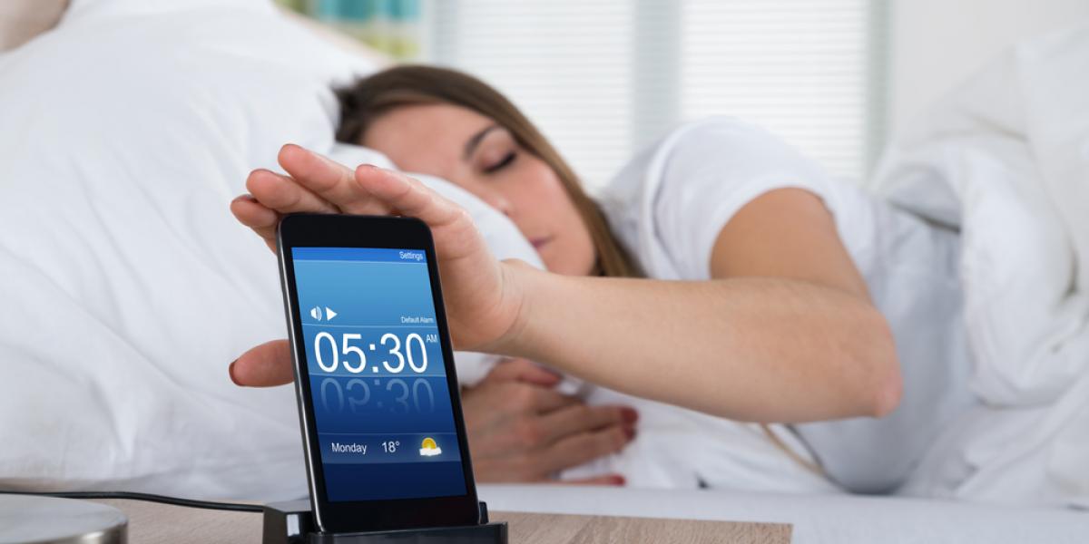 Derfor skal du ikke trykke på snooze-knappen