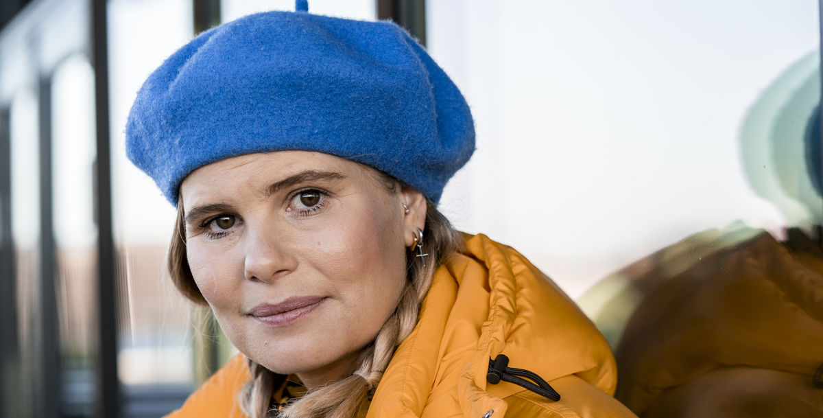 Sofie Lindes sommerhus skaber kø på vejene: Nu har hun sat skilt op