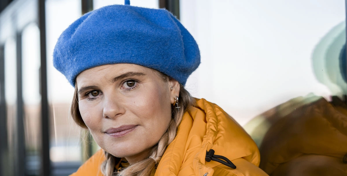Sofie Lindes sommerhus skaber kø på vejene: Nu har hun sat skilt op