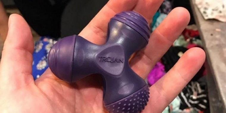 Mand troede han havde fundet sin kones fidget spinner – det havde han ikke