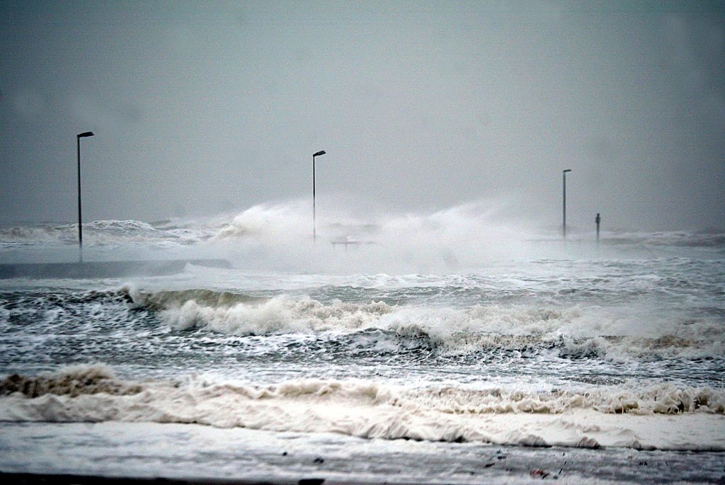 DMI med varsling: Risiko for vindstød af stormstyrke flere steder i landet