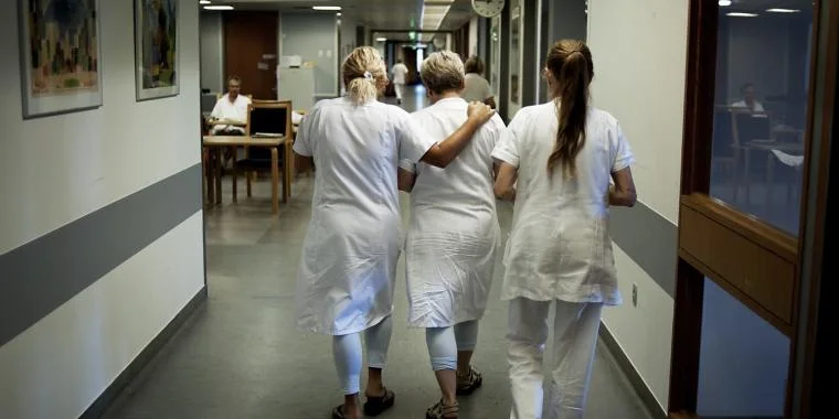 Anne-Marie blev smittet med corona på arbejdet: Nu er hun blevet fyret
