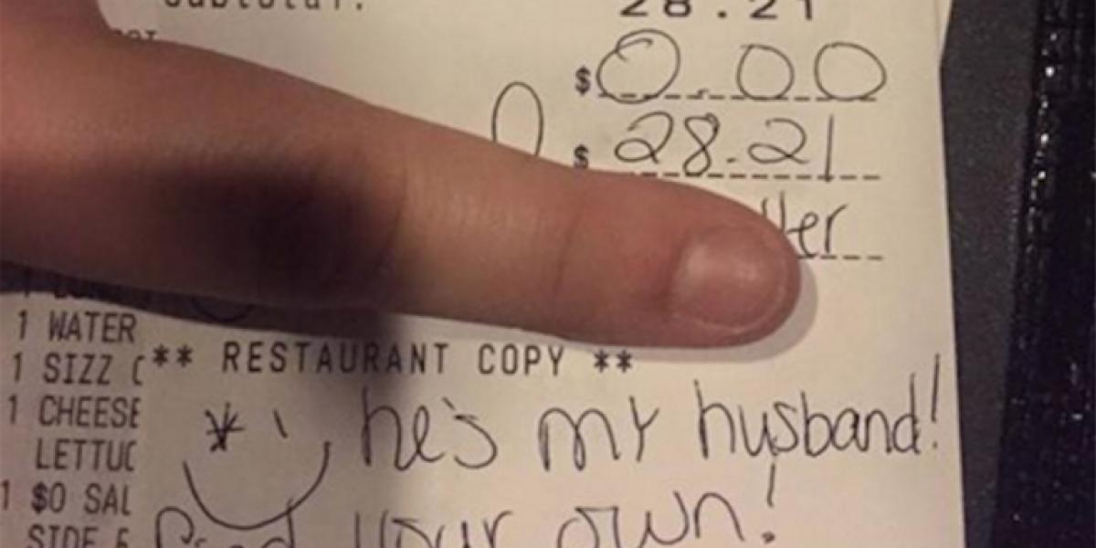 Tjener får en upassende besked fra jaloux kunde: Her er hendes perfekte svar