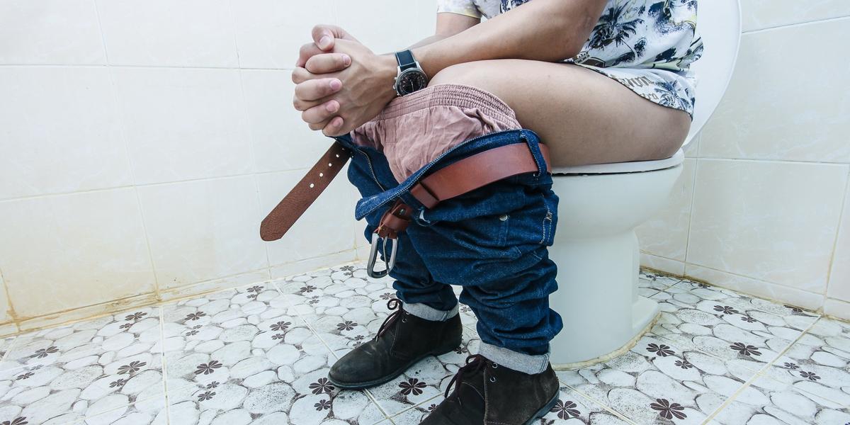 Kvinde deler klam historie: Hendes mand er fuldkommen ligeglad