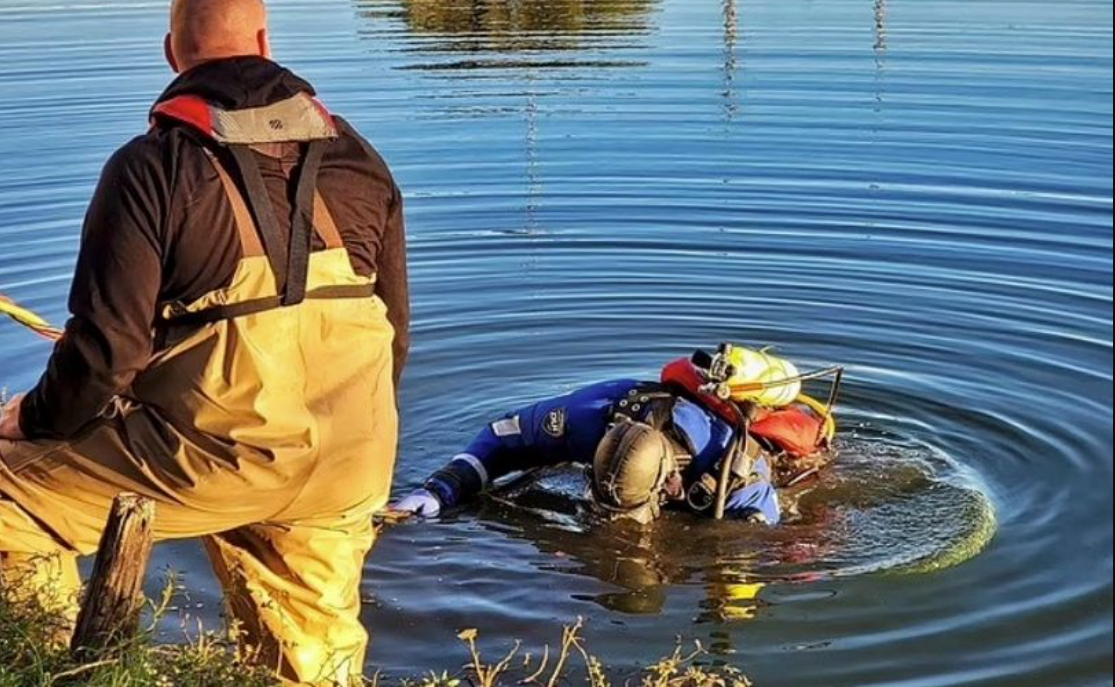 Mand kastede mursten gennem en glasdør: Endte død og nøgen i en sø