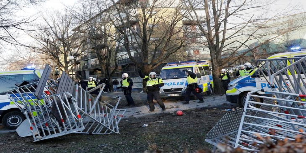 Sveriges statsminister raser efter Paludans demonstration: “Det kommer vi aldrig til at acceptere”