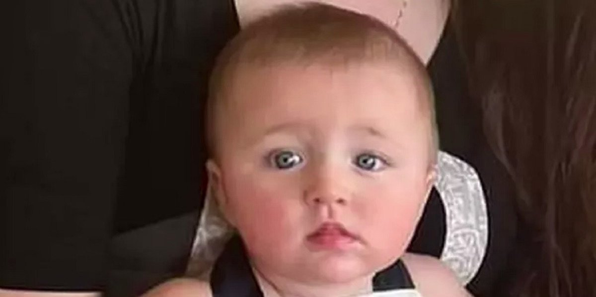 Bedstemorens forglemmelse kostede barnebarn livet: Efterladt i overophedet bil