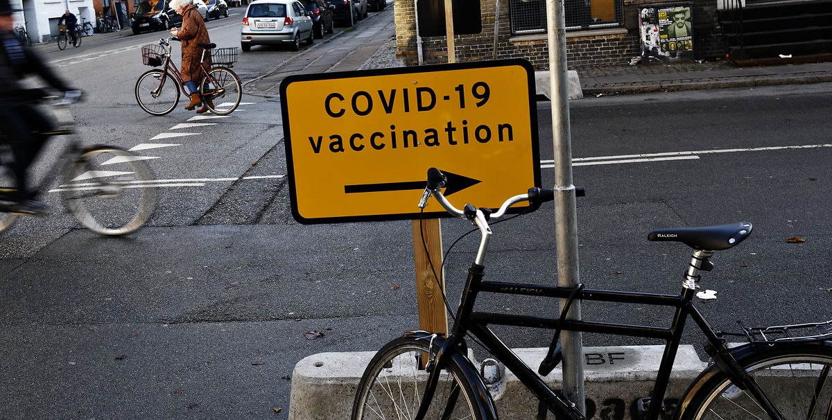 Mand død efter genoplivning på vaccinationscenter
