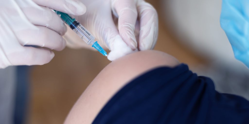 Klar anbefaling til disse danskere: Bliv vaccineret