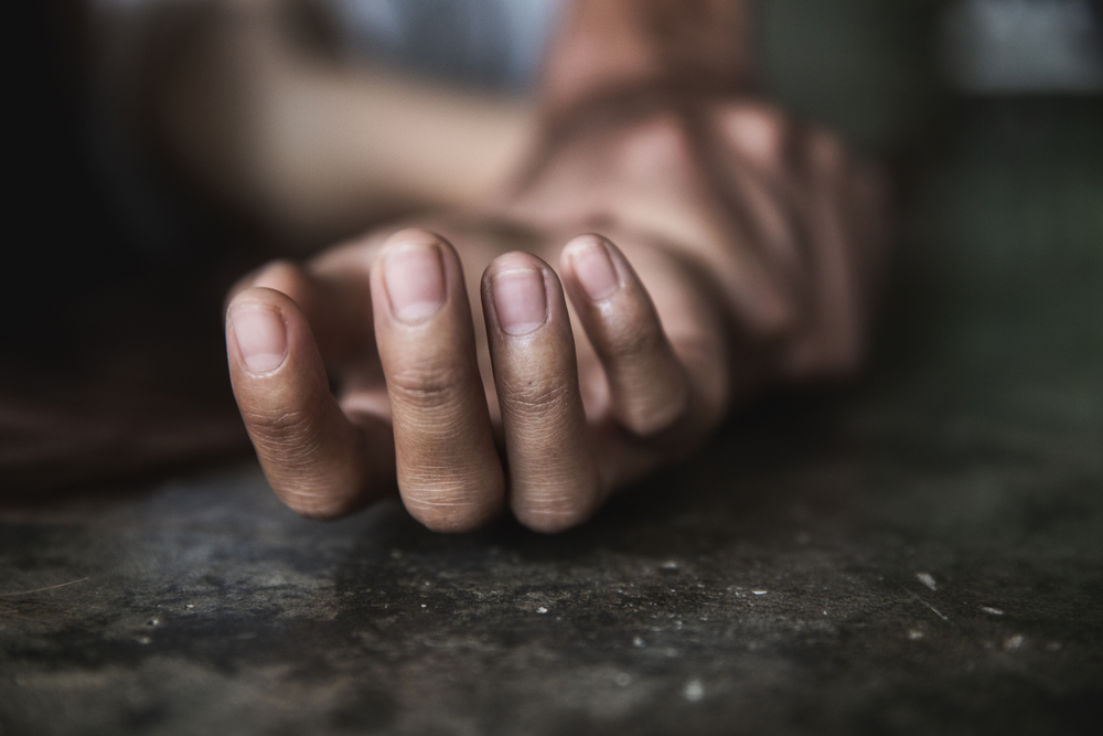 Forfærdeligt overfald: 33-årig afrikansk mand voldtog kvinde og slukkede cigaret i ansigtet på hende
