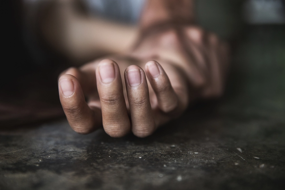 Forfærdeligt overfald: 33-årig afrikansk mand voldtog kvinde og slukkede cigaret i ansigtet på hende