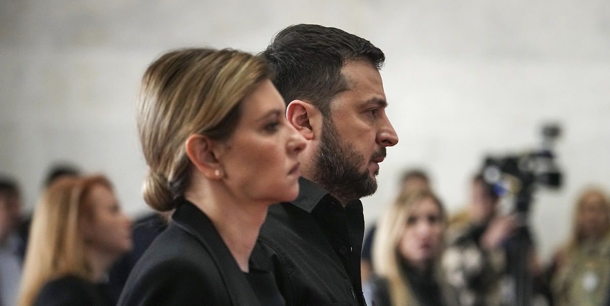 Volodymyr Zelenskyjs kone ville ikke have ham i starten og gik ud med en anden mand – 27 år senere er hun ved hans side