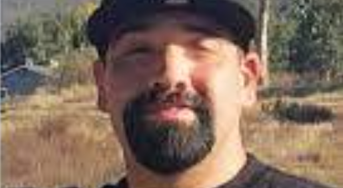 Mand er på arbejde ved en zip-line: Få sekunder senere må han træffe et skæbnesvangert valg